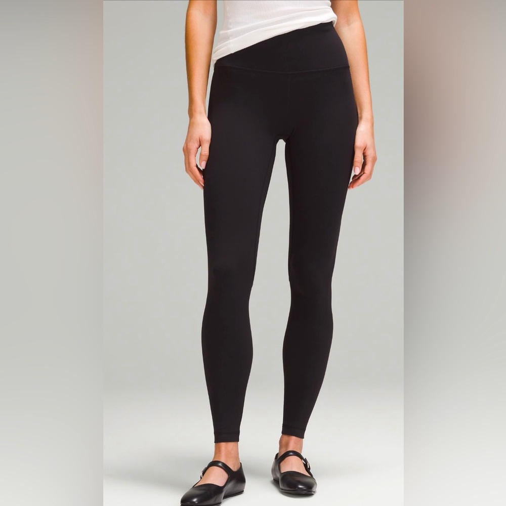 LuLuLemon Align high waist 28inch. BRAND NEW